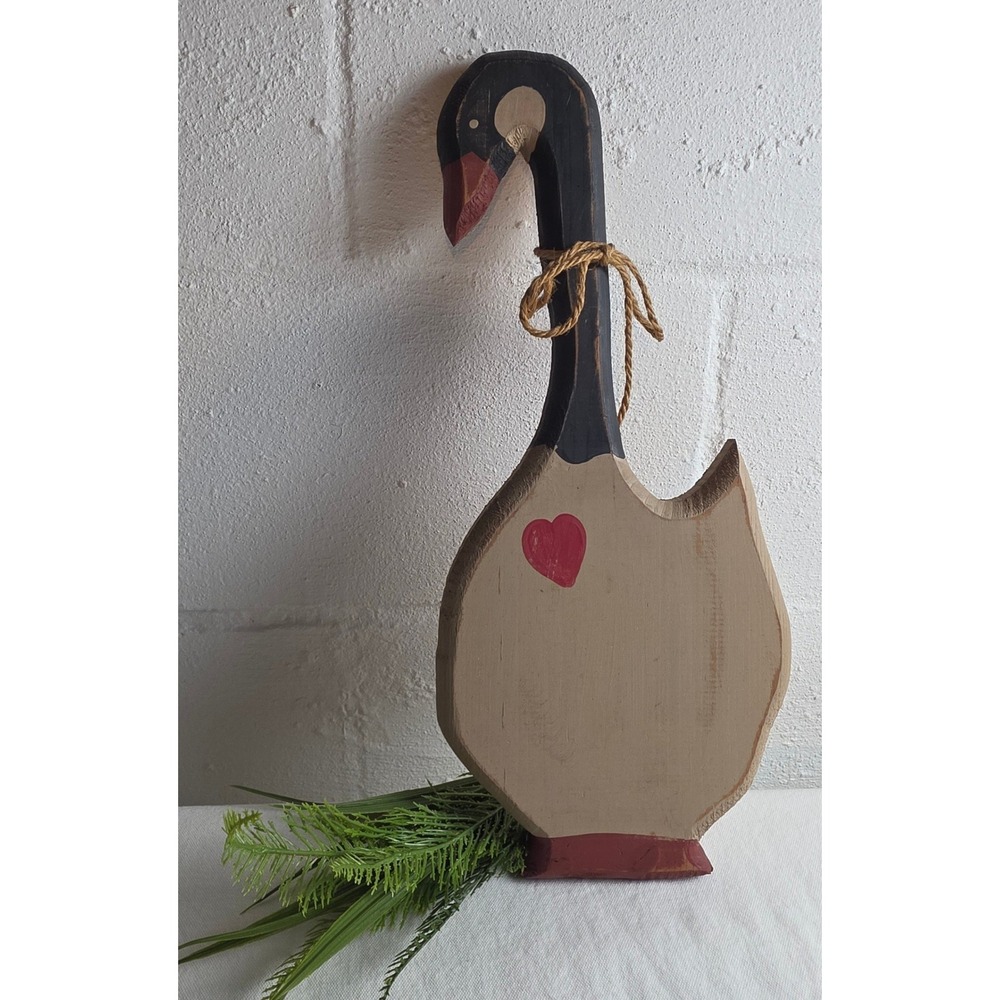 Vintage Folk Art Wooden Canadian Goose Rustic Farmhouse Heart Decor